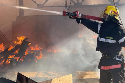 Sumqayıtda binada yanğın: 20 sakin təxliyə edildi