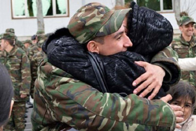 Əsgərlərlə görüşlərə qadağa qoyuldu