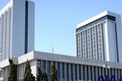 Parlament bu məsələləri müzakirə edəcək
