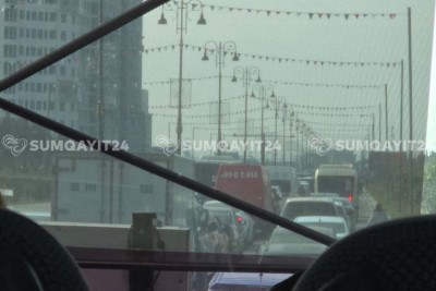 Sumqayıtın çıxışında uzun TIXAC