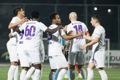 “Sumqayıt” klubu “400-ü vurdu”