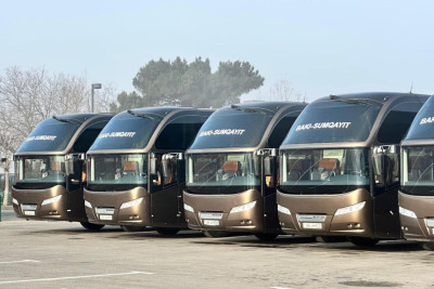 Yeni avtobuslar, köhnə problemlər - VIDEO