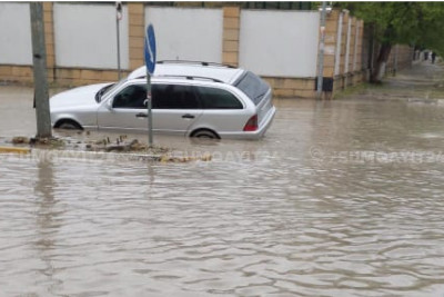 Sumqayıtda su basmış ərazilərdən XƏBƏR VAR