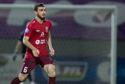 “Sumqayıt”ın kapitanı yubiley matçını keçirib