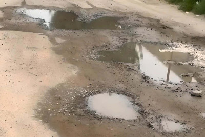 Sarayda küçə üfunət iyinə qərq oldu