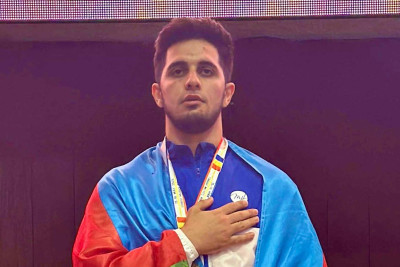 Sumqayıtlı idmançı qitə çempionu oldu 