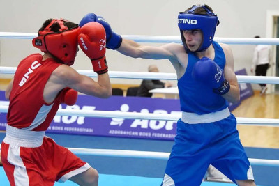 Sumqayıt boksçuları paytaxtdan medallarla dönüblər