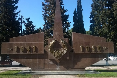 Sumqayıtda müharibə qəhrəmanları anılıb - VİDEO