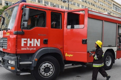 Sumqayıtda yaşayış binasında YANĞIN - VİDEO