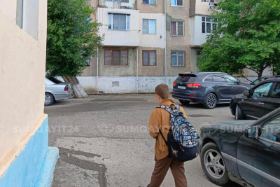 Sumqayıtda ÖLÜM SAÇAN məktəb yolu - VİDEO