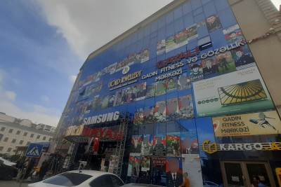 Sumqayıtın məşhur marketində istifadə müddəti bitmiş məhsul satılır