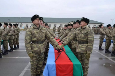 Doktorantura təhsili hərbi xidmətdən azad edirmi?