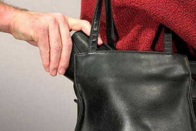 Sumqayıt sakininin 3600 manatlıq telefonu oğurlandı