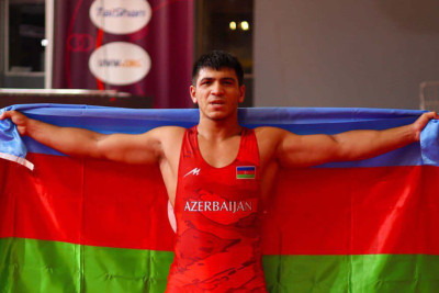 Sumqayıtlı güləşçi qitə birincisi OLDU