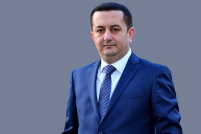 Tanınmış vəkilə ağır itki 