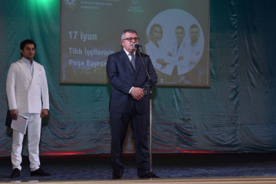 Sumqayıtda bir qrup tibb işçisi təltif olunub