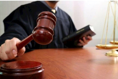 Sumqayıt sakini keçmiş arvadını döydü, həbs olundu