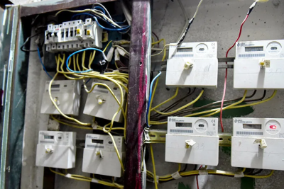 Sumqayıtda yaşayış binasında təhlükəli vəziyyət