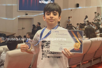 Sumqayıtlı şagird zirvələri FƏTH EDİR 