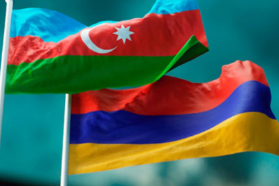 İlham Əliyevin Nikol Paşinyanla görüşü başlayıb