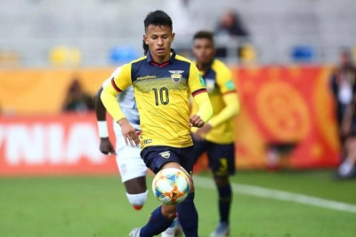 Ekvadorlu futbolçunun sevgilisi “Sumqayıt”ı BƏYƏNMƏYİB 