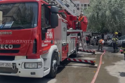 Sumqayıtda yaşayış binasında YANĞIN - VİDEO