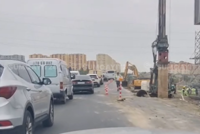 Saray körpüsünün ətrafı GENİŞLƏNDİRİLİR - VİDEO