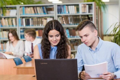 Sumqayıtın deputatından tələbələrə TÖVSİYƏ