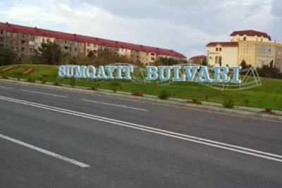 Sumqayıt bulvarında telefonlarla bağlı MÜƏMMA