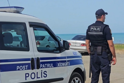 Polis Sumqayıtda nəzarətsiz qalan uşaqları valideynlərinə TƏHVİL VERİB