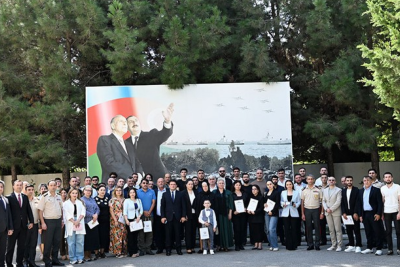 Sumqayıtda yaşamış şəhid jurnalistin medalı ailəsinə təqdim edilib