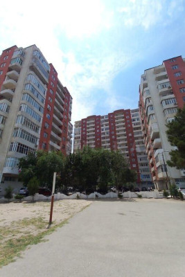 54 yaşlı kişi KÜÇƏDƏ ÖLDÜ