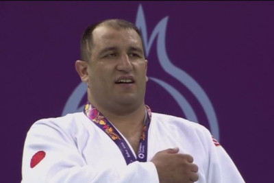 Anasının səsi ilə komadan ayılan, çempionluğa gözüyumulu gedən SUMQAYITLI QARABAĞ QAZİSİ