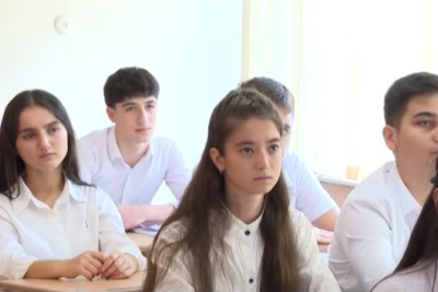 Sumqayıtın bu məktəbində şagirdlər universitetə PULSUZ hazırlaşacaqlar - VİDEO