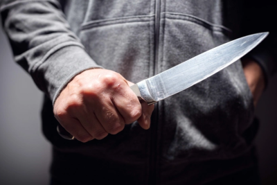 Sumqayıtda kişi arvadını oğlunun gözü qarşısında QƏTLƏ YETİRİB