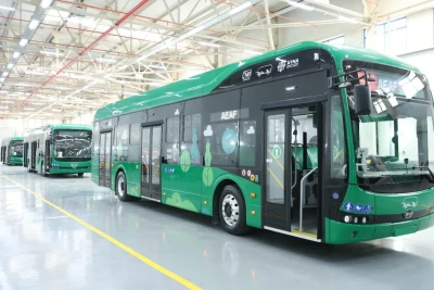Sumqayıtda yığılan ilk elektrik avtobusu “BakuBus”a təqdim olunub