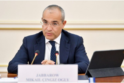 Sumqayıtda nazirin qəbuluna düşmək istəyənlərin NƏZƏRİNƏ