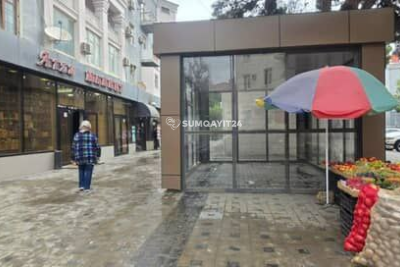 Sumqayıtın görüntüsünü pozan obyekt