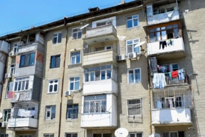 Sumqayıtdan köç edən keçmiş məcburi köçkünlərin evləri kimə verilir?