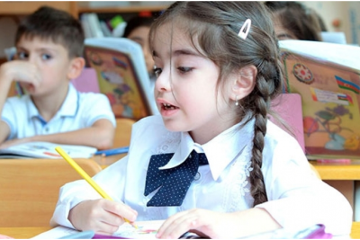 Birinci sinfə qəbula üzrlü səbəbdən gecikənlərin NƏZƏRİNƏ