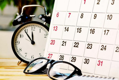 Bu ay 12 gün iş olmayacaq