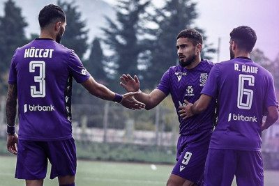 "Sumqayıt" legioneri ilə müqavilənin müddətini İSTƏYİR