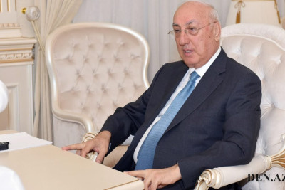 Zakir Fərəcovun maaşı nə qədərdir?