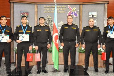 FHN-nin Sumqayıt Regional Mərkəzinin əməkdaşı gümüş medalla mükafatlandırıldı