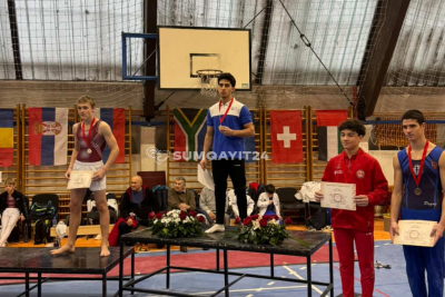 Sumqayıtlı gimnast Vətənə iki qızıl medalla QAYITDI