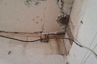 Sumqayıtda qurum təmir yerinə gözdən pərdə asdı