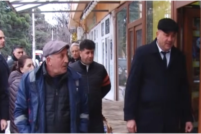 Küçə ticarətinə qarşı reyd "Nasosnu"ya çatdı