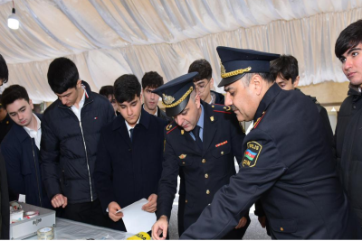 Sumqayıt məktəbliləri polisin xidməti ilə tanış olublar