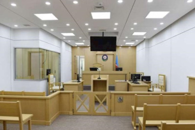 Tanışından götürdüyü motosikleti satdı, pulunu xərclədi