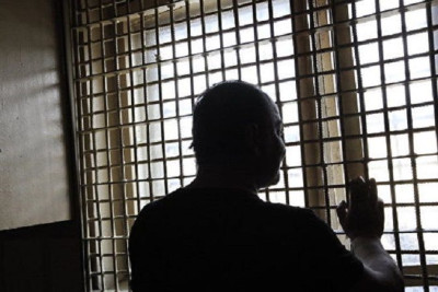 İki nəfəri öldürüb, evi yandıran şəxs Sumqayıt məhkəməsinin HÖKMÜNDƏN NARAZIDIR